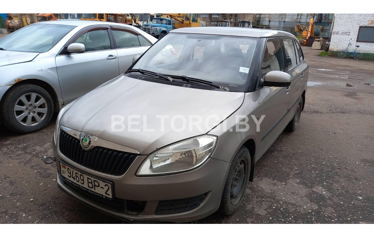 Легковой универсал SKODA FABIA KOMBI, 2010г.в., № кузова TMBJC45J5B3024008  Витебская обл.