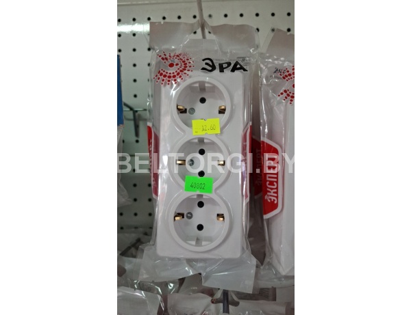 11-2208-01 ЭРА Розетка 3х2P+E Schuko, 16A-250В, IP20, ОУ, Эра Эксперт, белый (6/60/1200) /Китай/