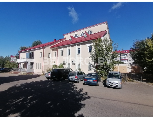 Административное здание банка, площадью 944,4 кв.м Минская обл., г. Слуцк, ул. Строителей, д.5А