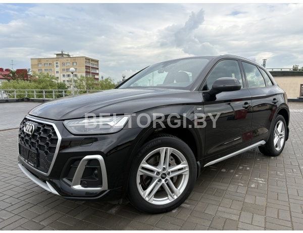 Легковой автомобиль внедорожник универсал Audi Q5 S line 45, 2021г.в.