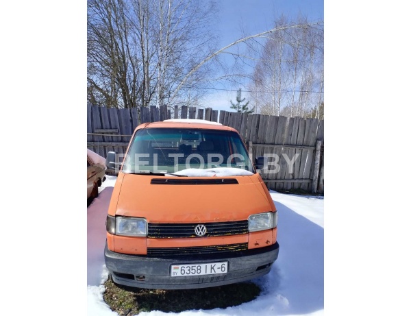 Легковой автомобиль VOLRSWAGEN TRANSPORTER 1991 г.в.
