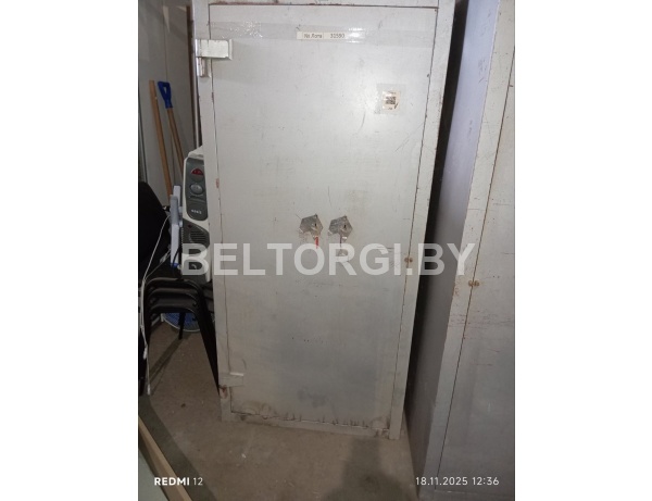 Сейф банковский (650 мм *800 мм *1700 мм)