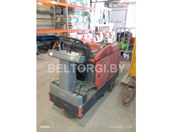 Поломоечная машина Hako Hakomatic B910