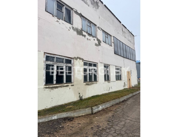 Капитальное строение с инв.№ 110/С-86221 по адресу: Брестская обл., г. Барановичи, ул. Фабричная 7Б/6, площадь 1002 кв.м.