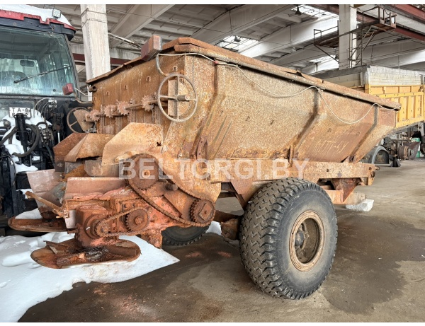 МАШИНА ДЛЯ ВНЕСЕНИЯ МИН. УДОБРЕНИЙ   МТТ-4У