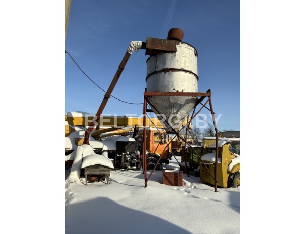 Емкость № 3 для сбора опилок с электродвигателями, год выпуска не установлен, заводской номер не установлен