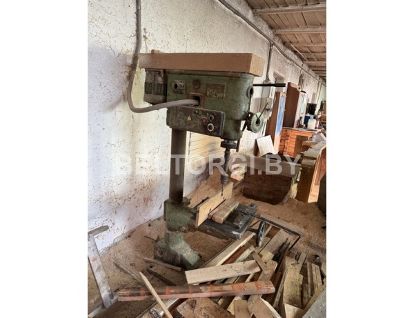 Станок деревообрабатывающий (сверлильный), год выпуска не установлен, заводской номер не установлен