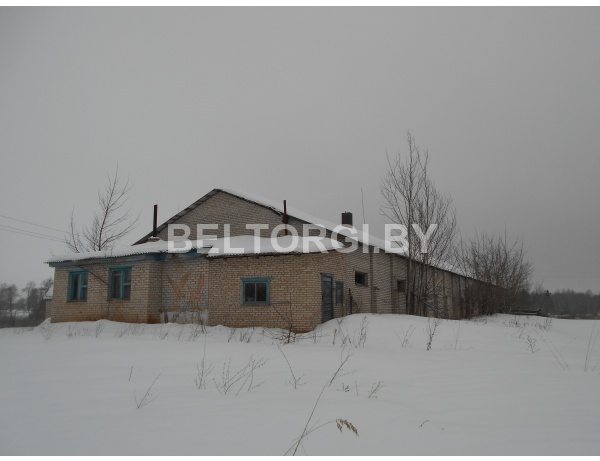 Комплекс зданий и сооружений, расположенные на земельном участке с кадастровым номером 223881900001000097 по адресу: Витебская область, Полоцкий район, Вороничский с/с, в 0,1 км юго-восточнее