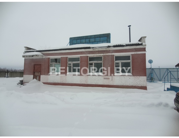 Одноэтажное кирпичное здание проходной 