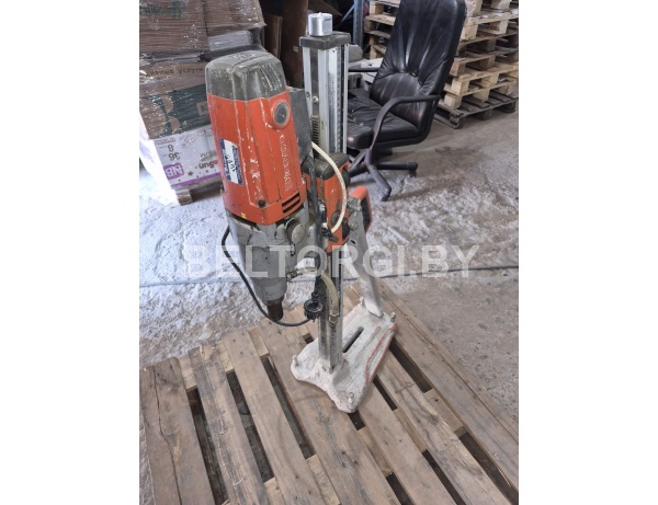 Машина бурильная со стойкой Husgvarna DMS 240 Швеция