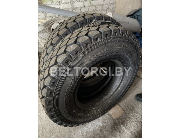 Автошина 9,0R20, инв. № 11744, кол-во 2шт