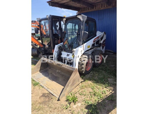 Мини-погрузчик с бортовым поворотом BOBCAT S450, 2023г.в., серийный №B4J712861