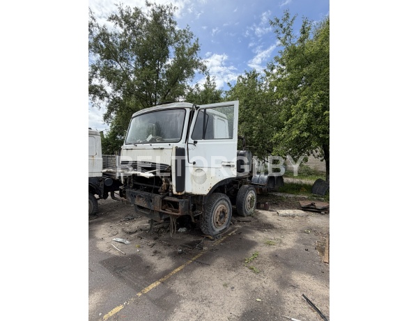 Грузовой седельный тягач MZKT 69237 4, 2010г.в., кузов, рама № Y3K692374A0700061, инв. № У7500067, г.н. АЕ 3385-3