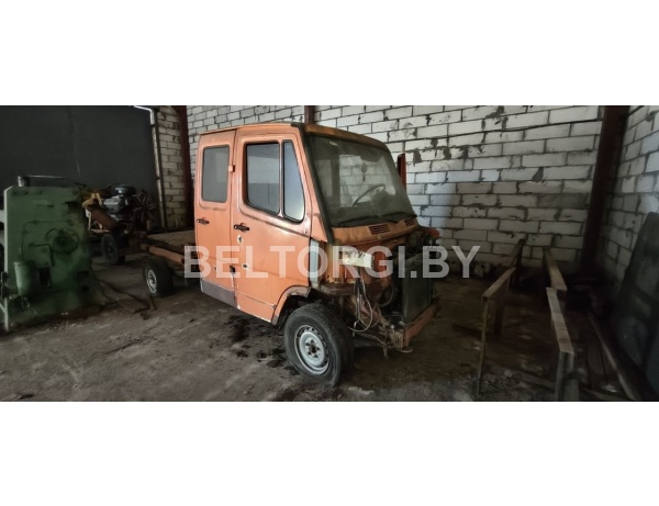 Грузовой бортовой Mercedes-Benz 208D, номер кузова: WDB6013171P020845, 1990 года выпуска, регистрационный знак АК 8688-3