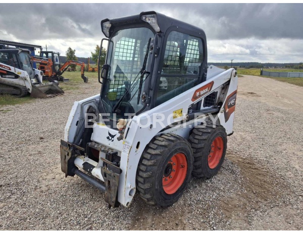 Мини-погрузчик BOBCAT S450, идент.номер B4J712849