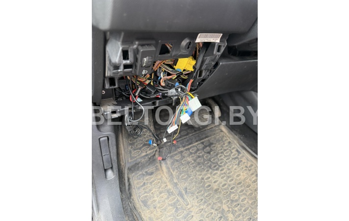 Легковой автомобиль хэтчбек Peugeot 308, 2008г.в., № кузова VF34C5FWF55273678 — фото 14