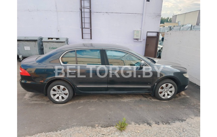 Автомобиль легковой SKODA SUPERВ, 2012 г.в., VIN : TMBAH43T3D9019301, рег.№ 7134 IC-5, инв. №717 — фото 4